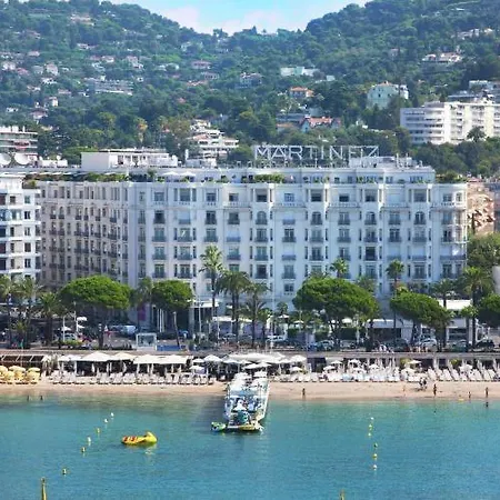 Les Dunes 3 Beds Croisette Beaches Sea View Apartment Cannes